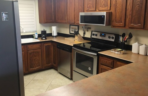 McGregor Condo | Beautiful 2/2 condo in gated community on the River