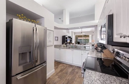 North Naples Condo | BEAUTIFUL 2/2 Condo Naples *LOCATION*
