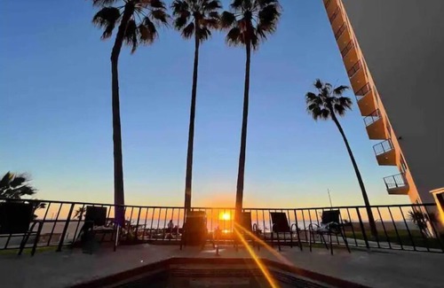 Centro Playas Condo | Beautiful 2 bd 2bth Condo in the Heart of Rosarito