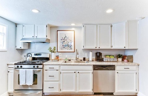 South Ogden House | Beautiful 2 BD Basement in Ogden, Sleeps 5+ !