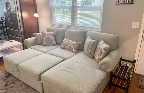 East Shore Condo | Beautiful 2 bdr condo
