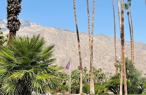 Sunrise Villas Condo | Beautiful 2 bed 2 bath Condo Sunrise Villas Stunning Mountain View