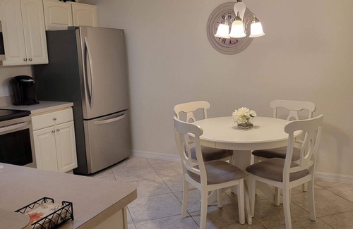 St. Charles Villa | Beautiful 2 bed/2 bath Patio Villa near Sumter landing!