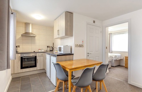 Hele Apartment | Beautiful 2-bed Apartment in Ilfracombe
