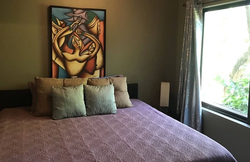 Coco Condo | Beautiful 2 bedroom condo walking distance to the beach