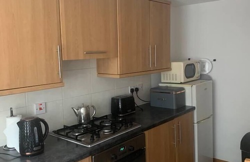 Larne House | Beautiful 2-Bed House in Larne with free parking