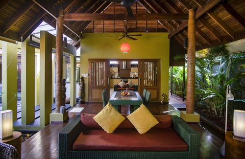 Hua Thanon Villa | Beautiful 2 Bed Tropical Villa with Pool, wrap around Lotus Pond, Free Transfers