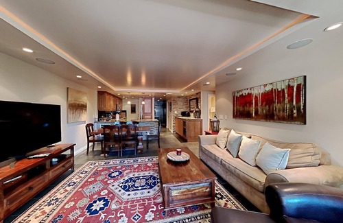 Mammoth Lakes Condo | Beautiful 2 Bedroom Condo with Amazing View! Spacious Layout and Great Location! (Unit 306 at 1849) by RedAwning