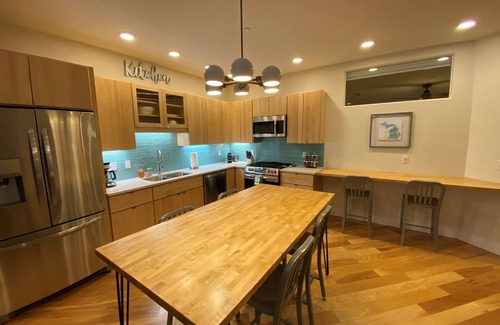 Traverse City Condo | Beautiful 2-bedroom at The Village at Grand Traverse Commons