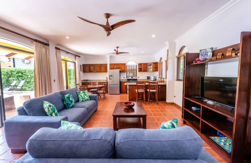 Bejuco Villa | Beautiful 2 Bedroom, 2 bathroom private villa with private pool