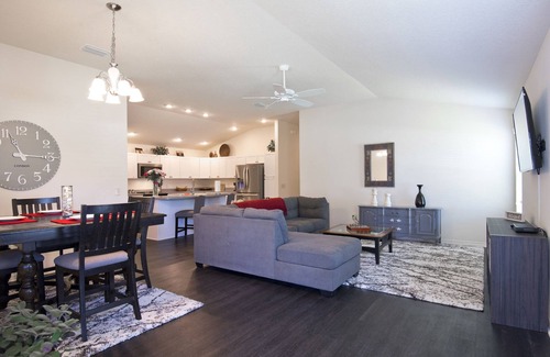 The Villages House | Beautiful 2 Bedroom, 2 Bath House in Orange Blossoms
