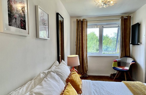 Brondesbury Apartment | Beautiful 2 bedroom apartment 20min from Centre.