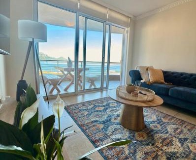 Flamingo Vlei Apartment | Beautiful 2 Bedroom Apartment with Ocean Views, Bloubergstrand