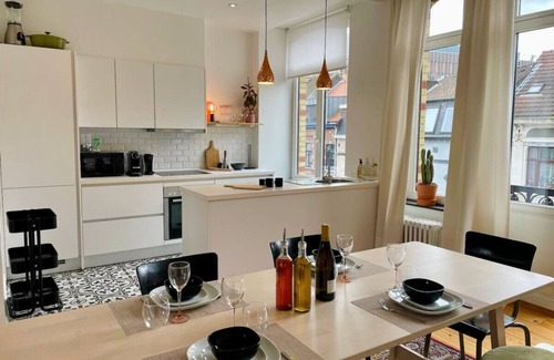 Chatelain Apartment | Beautiful 2 bedroom duplex in le Châtelain