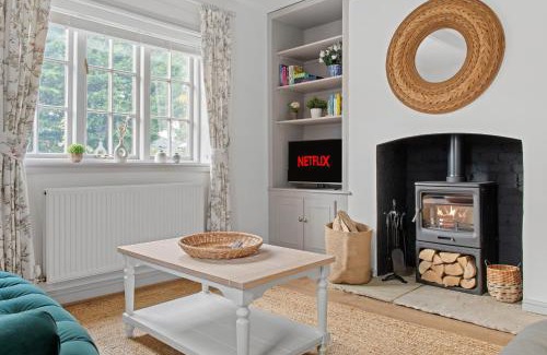 Southwell House | Beautiful 2 Bedroom Cottage in Oxton