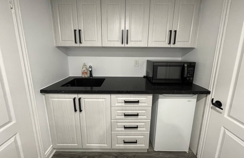 Doon South House | Beautiful 2-bedroom duplex with amenities