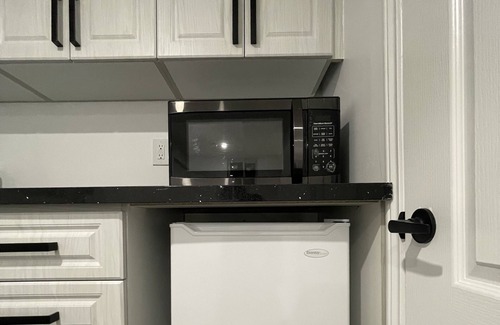 Doon South House | Beautiful 2-bedroom duplex with amenities