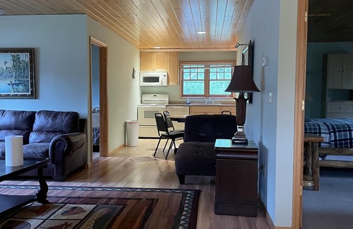 Hayward Cabin | Beautiful 2 bedroom house with a boat dock on the Chippewa Flowage