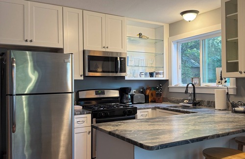 Mount Sunapee House | Beautiful 2 bedroom house in Newbury!