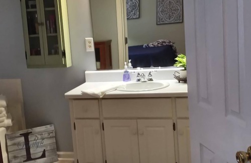 National Hills Villa | Beautiful 2-bedroom Townhome in Augusta 2 miles from course.