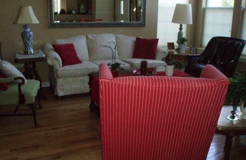 Lowry Field House | Beautiful 2-bedroom town-home in fantastic gated community in Denver w/WiFi, AC