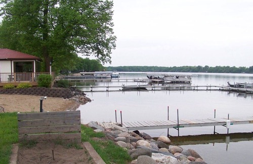 Alexandria Apartment | Beautiful 2 bedroom unit at resort, sleeps 6