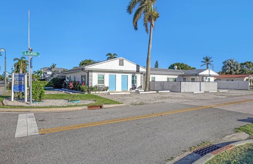 Fort Pierce Villa | Beautiful 2-Bedroom Walk to Beach/Restaurants