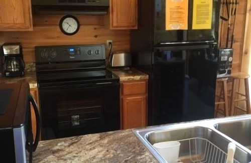 Sevierville Cabin | Beautiful 2 bedroom 2 bath clean log cabin.