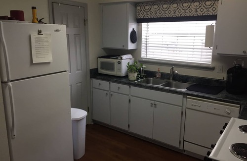 Tallahassee House | Beautiful 2 bedroom 2 bath townhouse, 1 mo. min., add mo. negotiablen
