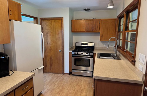 Trail Creek House | Beautiful 2-bedroom house with WiFi and AC in Trail Creek. Large lawn backyard.