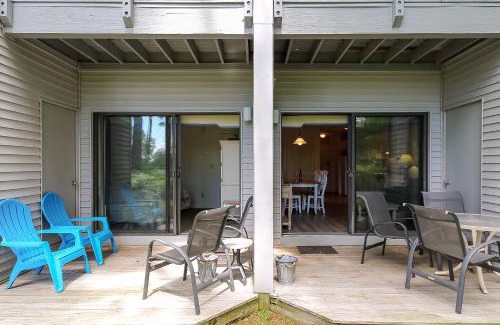 Acme Apartment | Beautiful 2 Bedroom Lakeside Condo at The Shores