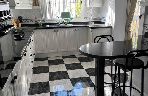 Mondron Villa | Beautiful 2 bedroom Villa with mountain views in a traditional Spanish village
