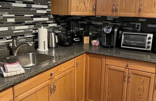 Guelph House | Beautiful 2 bedroom walkout basement apartment close to U of G