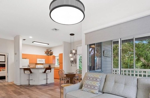 Wabasso Beach Condo | Beautiful 2 Br. Condo (320469) by Houzlet