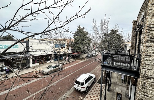 Sulphur Springs Apartment | Beautiful 2 BR 2 Bath Apt. in Historical Downtown-free Wifi-2 Private Balconies