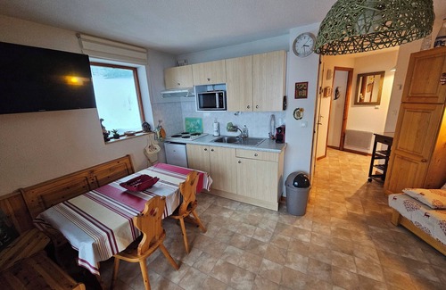 Thollon-les-Memises Apartment | Beautiful 2 room apartment cabin PERDRIX BLANCHE