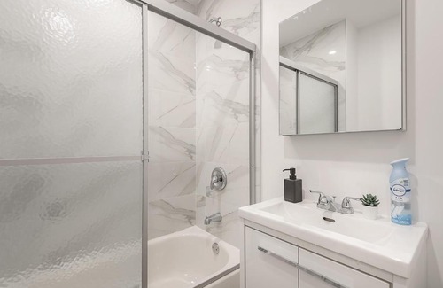Mile End Apartment | Beautiful 2 Full Bed - Fairmount Ave