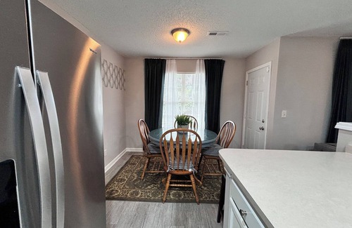 Huntersville House | Beautiful 2-King Beds home with Garage in Charlotte