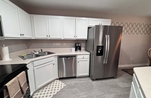 Huntersville House | Beautiful 2-King Beds home with Garage in Charlotte