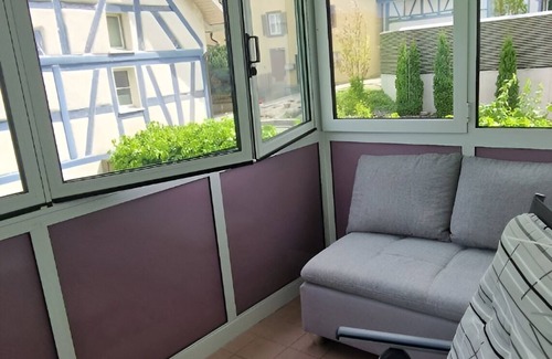 Andelfingen District Apartment | Beautiful 2 room apartment centrally and on the Rhine