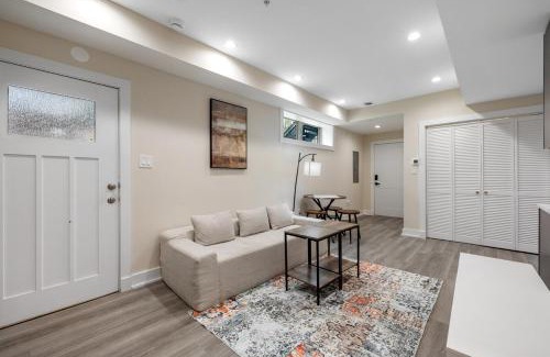 Columbia Heights Apartment | Beautiful 2BR Apartment New