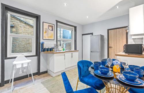 Munster Apartment | Beautiful 2BR gem in the Heart of Fulham and Chelsea