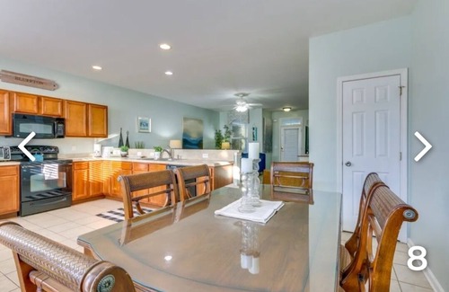 Bluffton House | BEAUTIFUL 3/2.5 Townhouse SLEEPS 6, NEXT TO DOWNTOWN BLUFFTON, Less than Hotel!