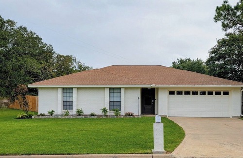 Westwood Estates House | Beautiful 3/2 Home, quiet location, close proximity to Texas A&M University