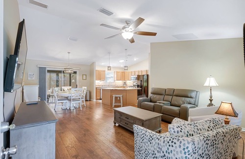 Piedmont Cottage | BEAUTIFUL 3/2 Ranch home on a CORNER LOT in the Village of Piedmont