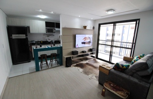 Cabral Apartment | Beautiful 3/4 bedroom apt being a Closed, 2 garages.