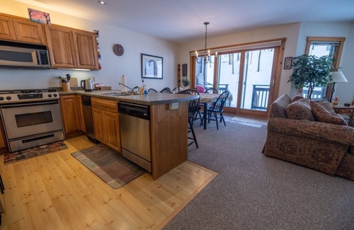 North Troy Condo | Beautiful 3 bdrm Jay Peak ski-in/ski-out condo!