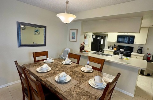 Royal Palm Bay House | Beautiful 3 bed 2 bath in Royal Palm - 8 guests