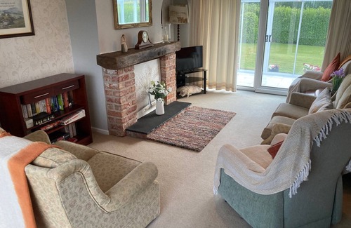 Bryansford House | Beautiful 3 bed bungalow nestled at the foot of the Mourne Mountains