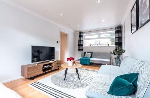 Fareham House | Beautiful 3 Bed Home in Portchester near Portsmouth